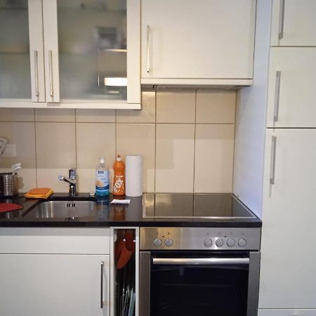 Ferienwohnung Studio Flat In The Heart Of Zug, Ideal For Solo Travellers Exterior foto